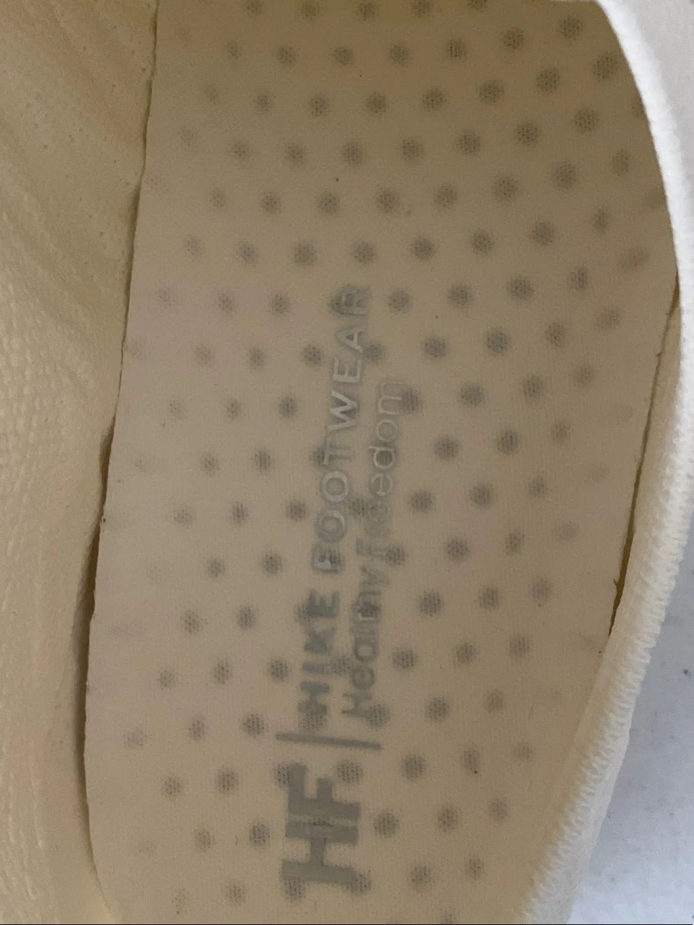 HIKE Cream Knit Lace-Up Women’s Sneakers(NWOT)Never Worn